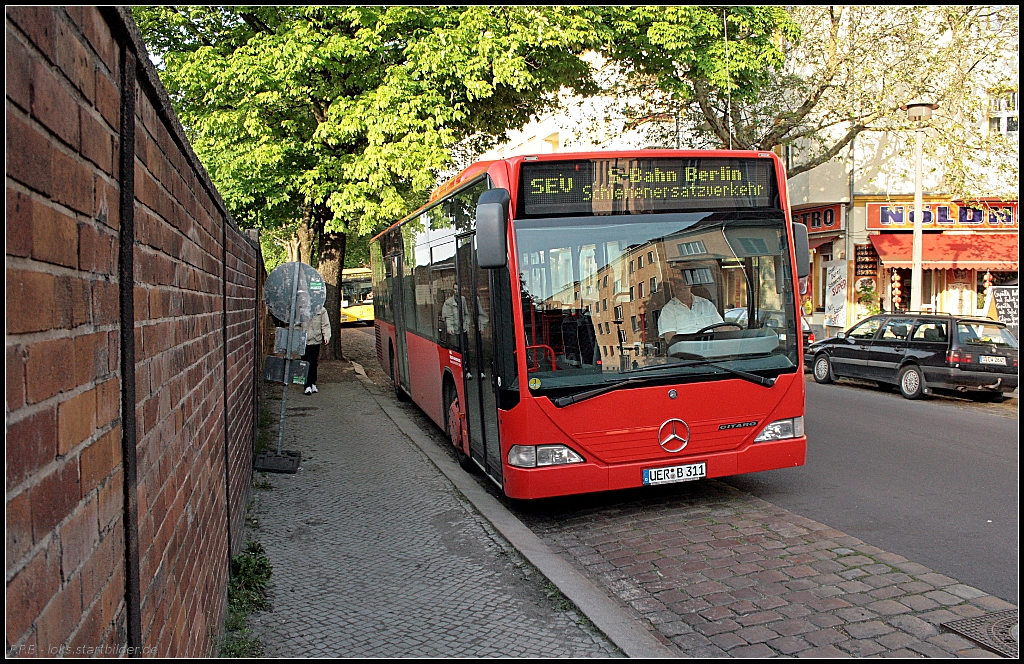 Ebenfalls zum Schienenersatzverkehr am 21.05.2010 kam von der Fa. Uecker-Randow Bus ein Mercedes Citaro zwischen den S-Bahnhöfen Nöldnerplatz und Karlshorst zum Einsatz (UER-B 311)